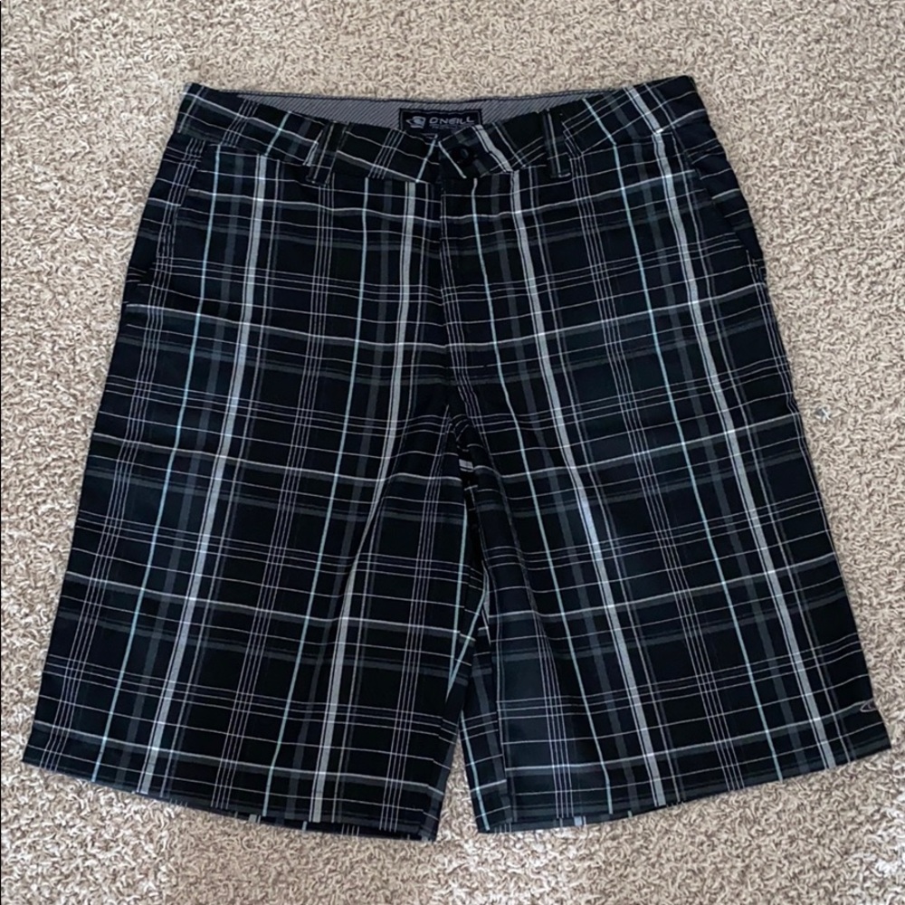 O’Neill Men’s Black & Grey Plaid Shorts